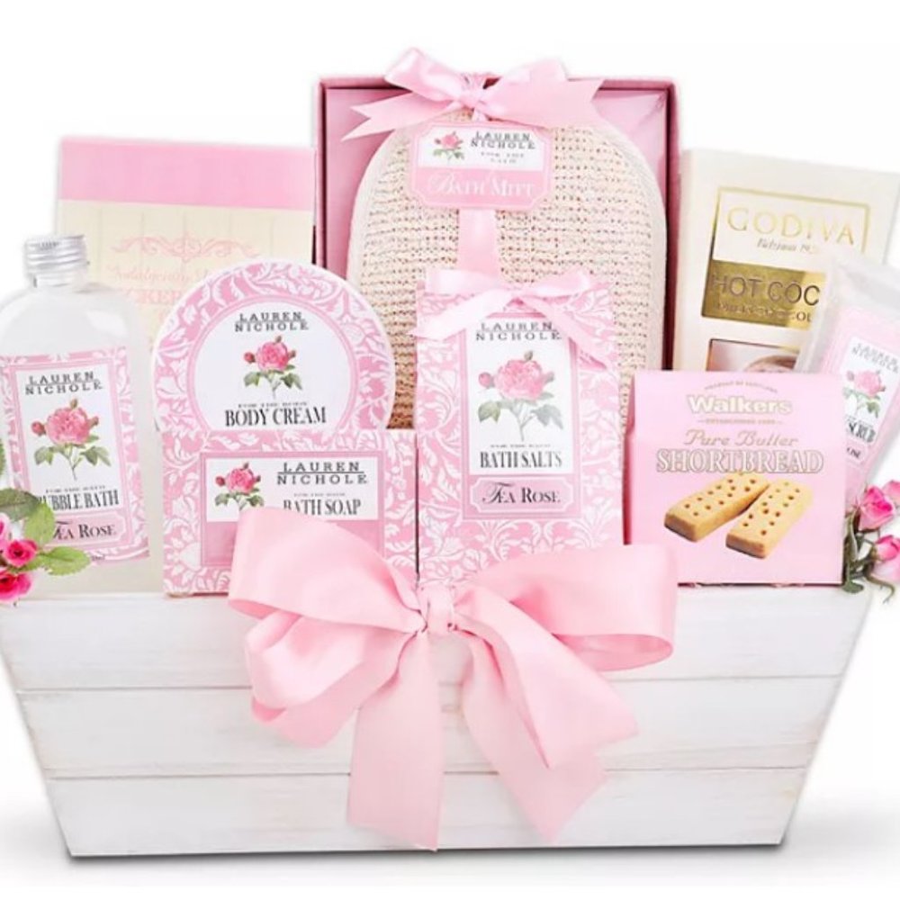 NIB Alder Creek Tea Rose Gift Basket